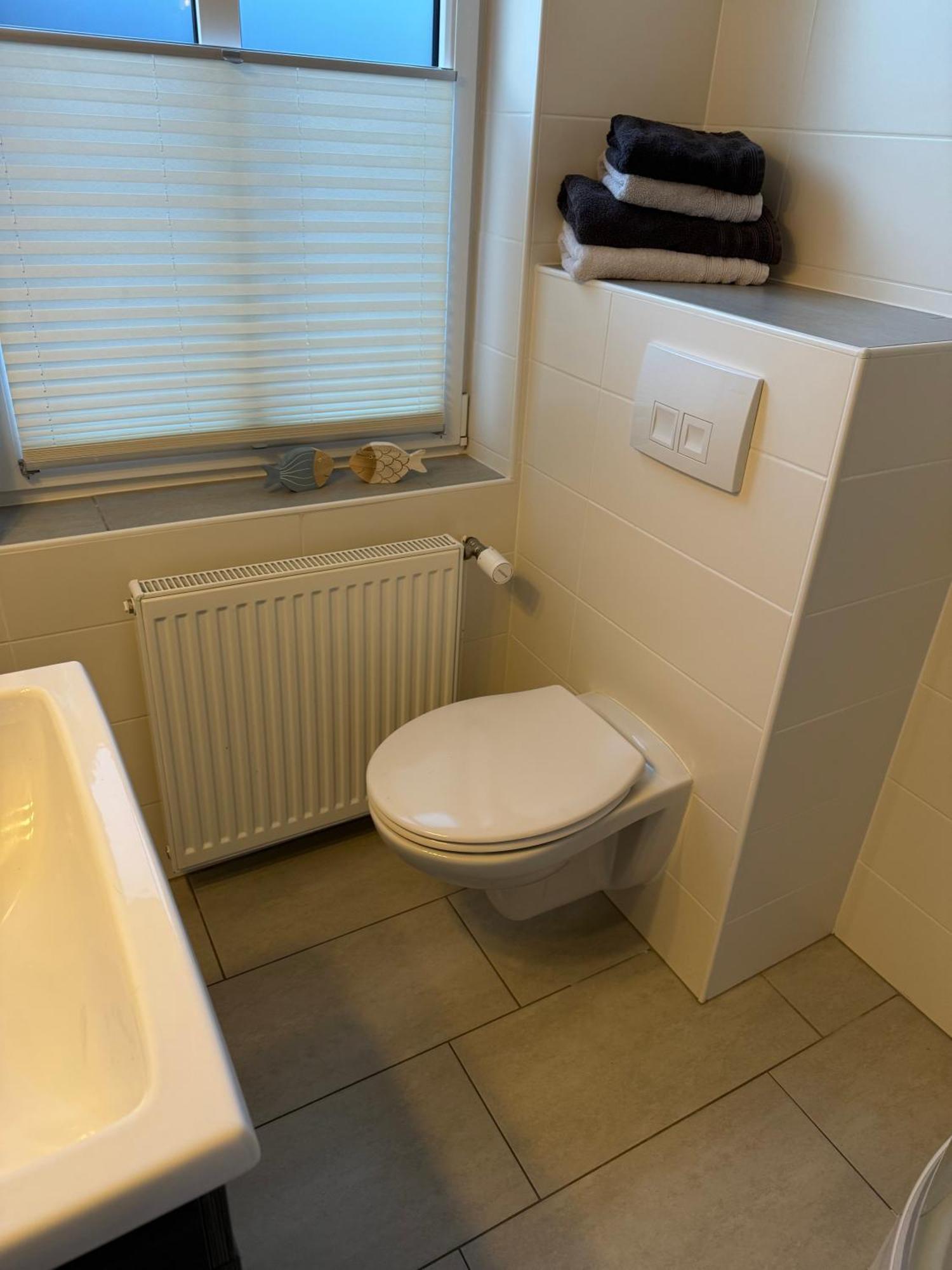 Ferienwohnung „Ole Karkenwech“ Husum-Roedemis Husum  Eksteriør billede